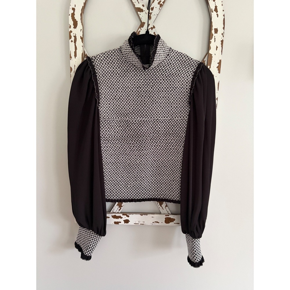 Alice + Olivia Aviva Smocked Blouse XS New Black White